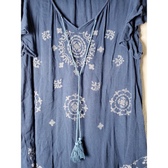 Suzanne Betro Women's 1X Blue Boho Peasant Tunic Top Rayon Tassel Tie - Picture 2 of 6